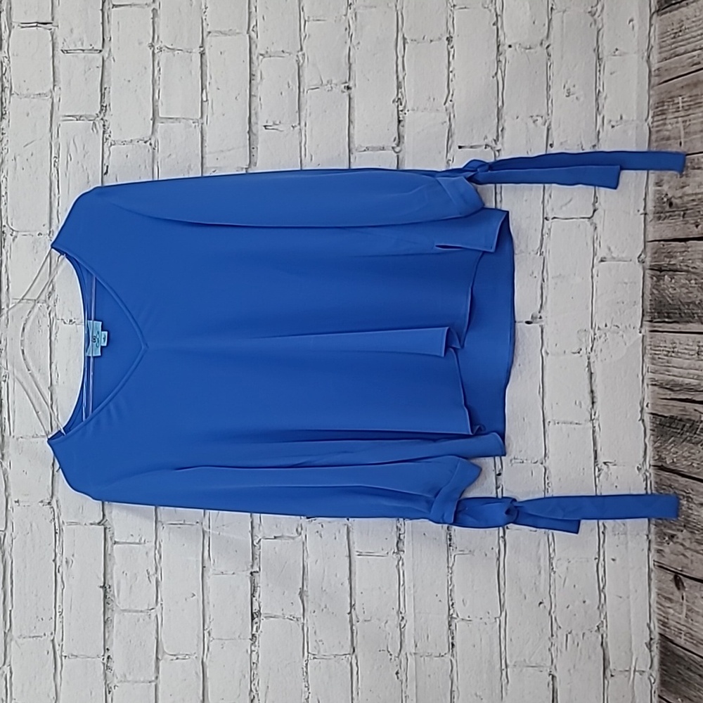 CeCe Flowy V-Neck Long Sleeve Bow Tie-Cuff Blouse in Tropic Night Blue - NWT - Picture 7 of 17